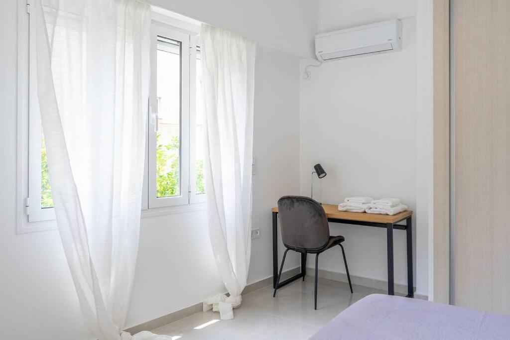Alimos Sun-Filled Apartment 아테네 외부 사진